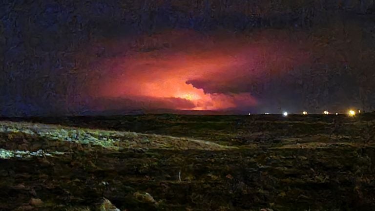 This image has an empty alt attribute; its file name is skynews-reykjanes-volcano-iceland_5311198.jpg