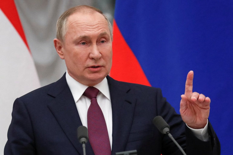 This image has an empty alt attribute; its file name is 2022-02-01T171752Z_883955351_RC25BS9ZJYI5_RTRMADP_3_RUSSIA-HUNGARY.jpg