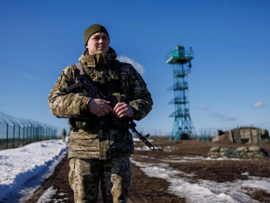 This image has an empty alt attribute; its file name is Ukrainian-frontier-guard-Feb23-scaled-e1645623636775.jpg