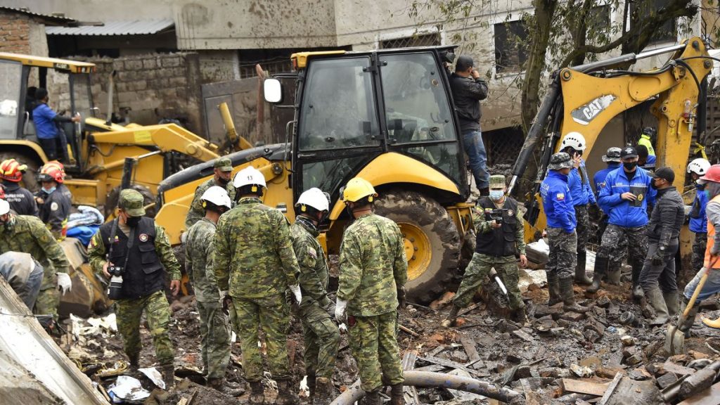 This image has an empty alt attribute; its file name is https___cdn.cnn_.com_cnnnext_dam_assets_220201124241-02-ecuador-landslide-1024x576.jpg