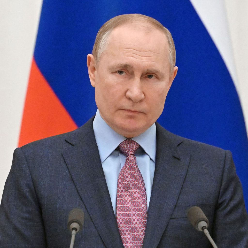 This image has an empty alt attribute; its file name is GettyImages_1238593932-1024x1024.jpg