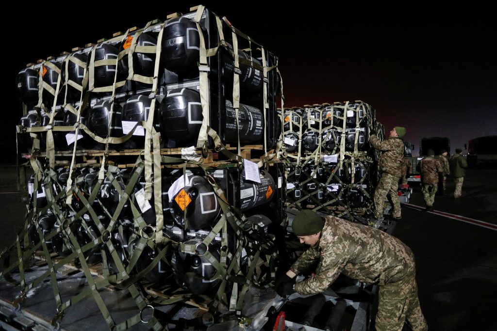 This image has an empty alt attribute; its file name is 220401-us-support-aid-ukraine-ac-940p-6eb888-1024x683.jpg