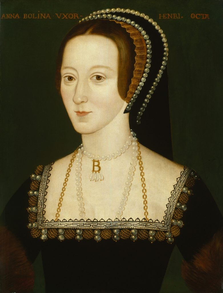 This image has an empty alt attribute; its file name is Anne_boleyn-781x1024.jpg