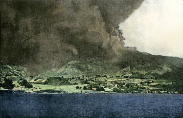 This image has an empty alt attribute; its file name is mount-pelee-eruption-martinique-1902-5881587.jpg
