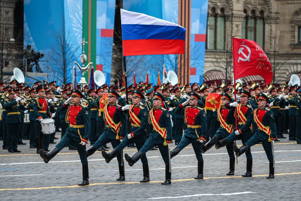 This image has an empty alt attribute; its file name is victory-day-russia.webp