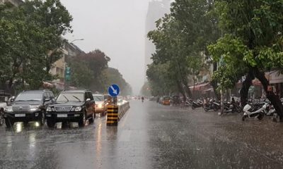 ភ្លៀងធ្លាក់